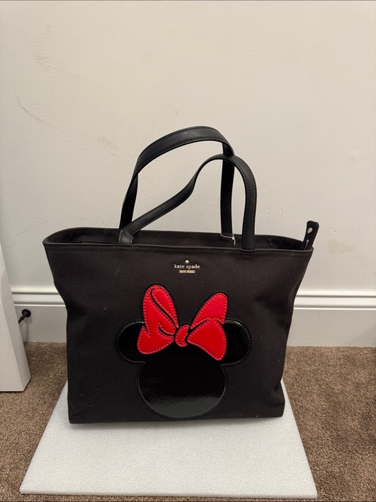 kate spade Handbags - Kate spade x Disney Minnie Mouse tote bag